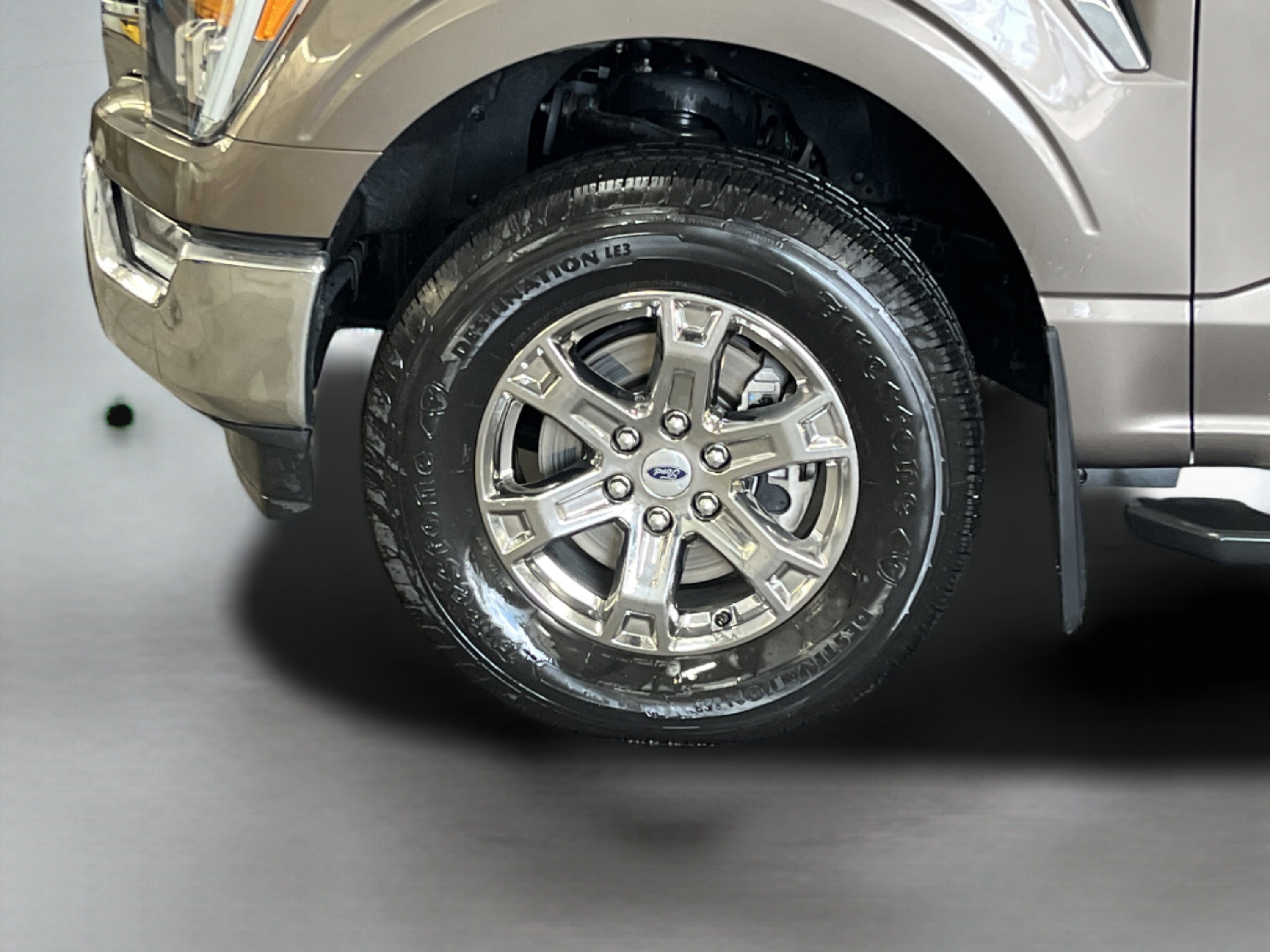 Used 2023 Ford F150 XLT w/ Equipment Group 302A High AWD/4WD image 9