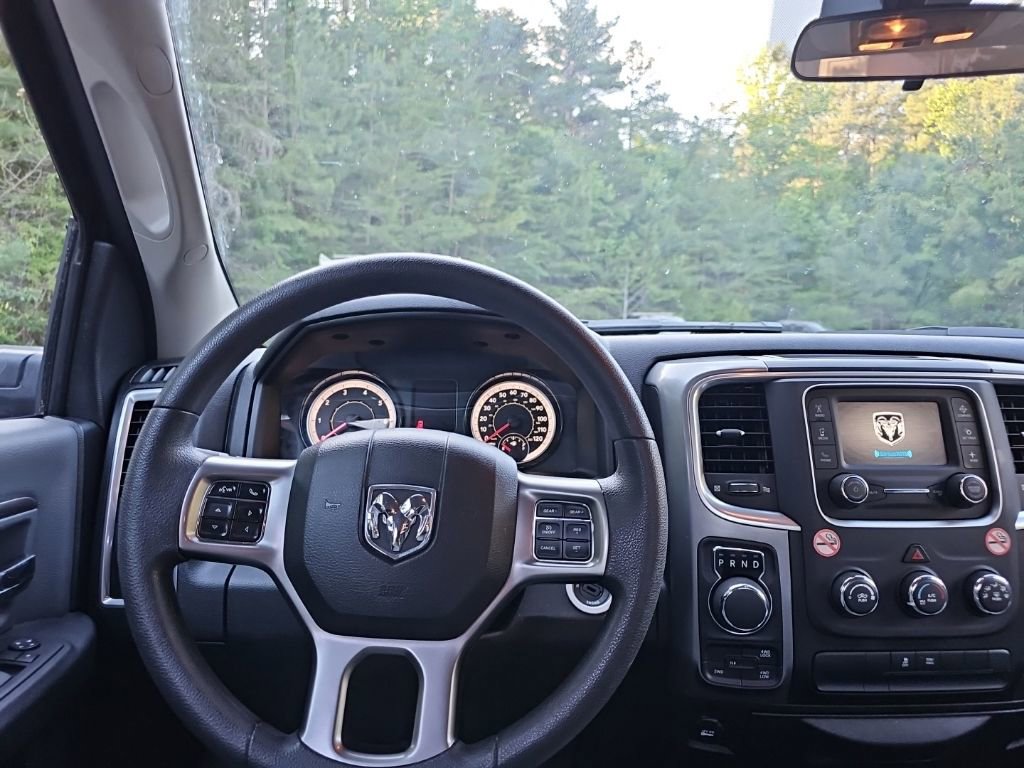 Used 2024 RAM 1500 Classic SLT AWD/4WD image 12