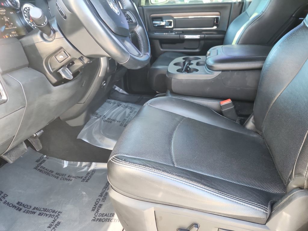 Used 2018 RAM 2500 Laramie w/ Sport Appearance Group image 7