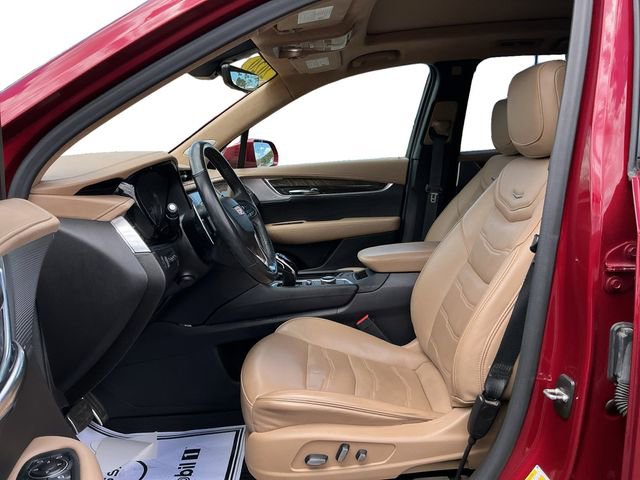 Used 2020 Cadillac XT6 Sport w/ Platinum Package AWD/4WD image 3
