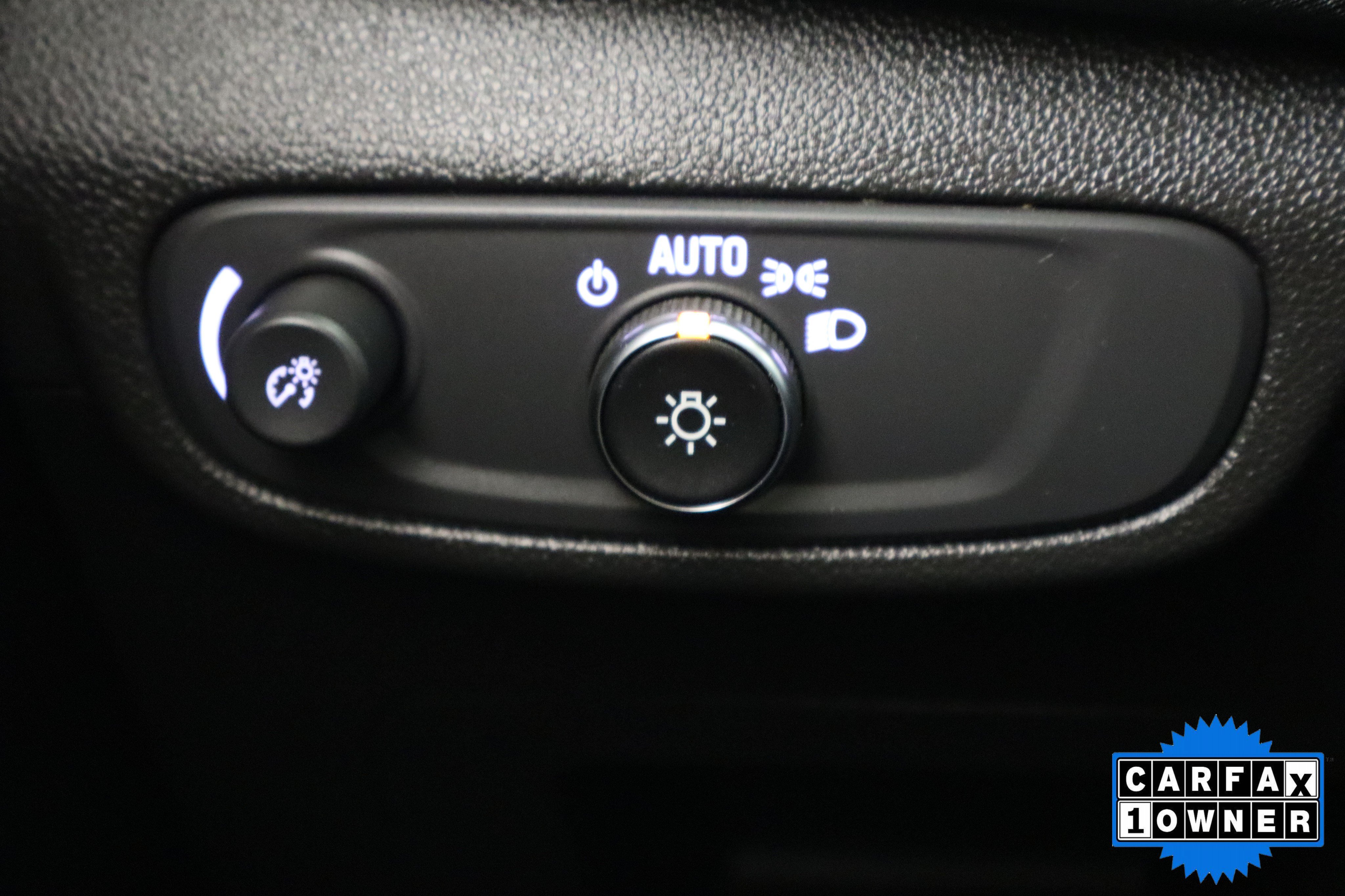 Used 2025 Chevrolet TrailBlazer LT AWD/4WD image 33