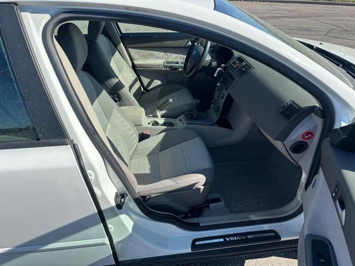 Used 2007 Volvo S40 2.4i FWD image 30