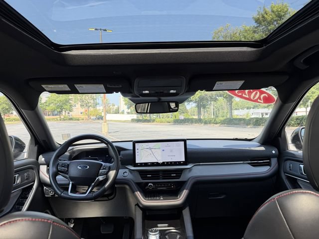 Used 2025 Ford Explorer ST AWD/4WD image 42