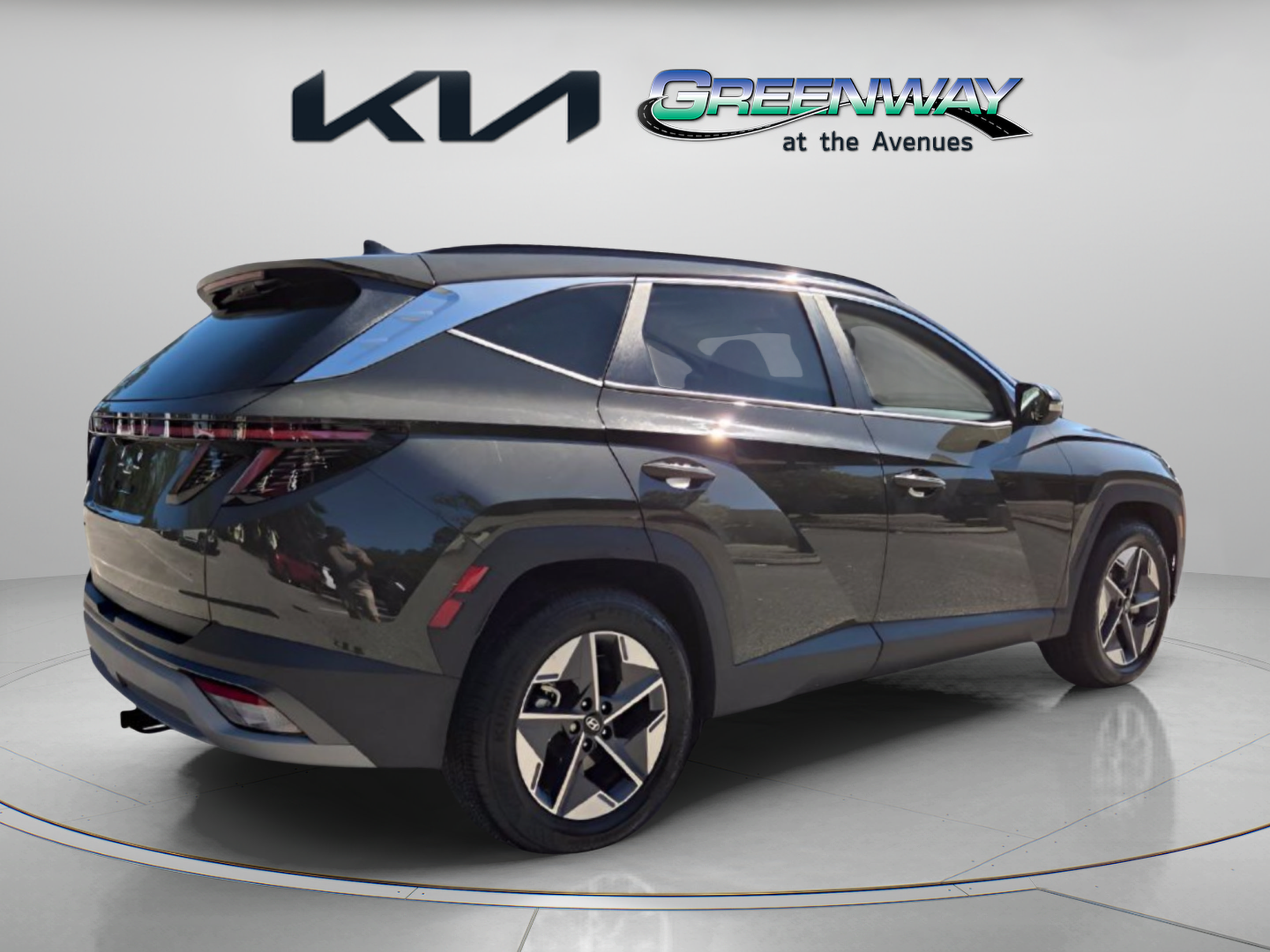 Used 2025 Hyundai Tucson SEL FWD image 7