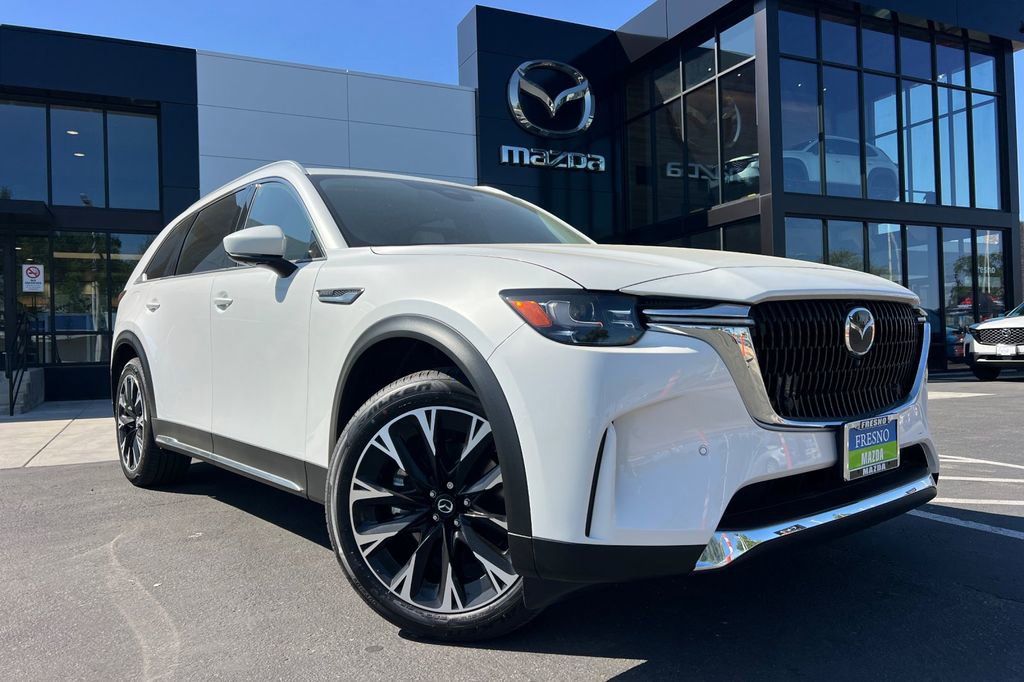 New 2026 MAZDA CX-90 Plug-In Hybrid w/ Premium Plus AWD/4WD image 2