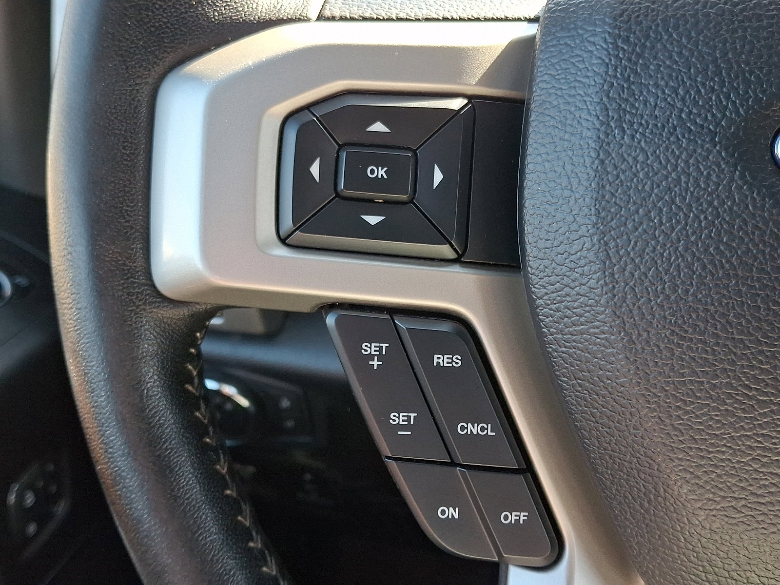 Used 2019 Ford F150 Lariat w/ Equipment Group 501A Mid AWD/4WD image 20