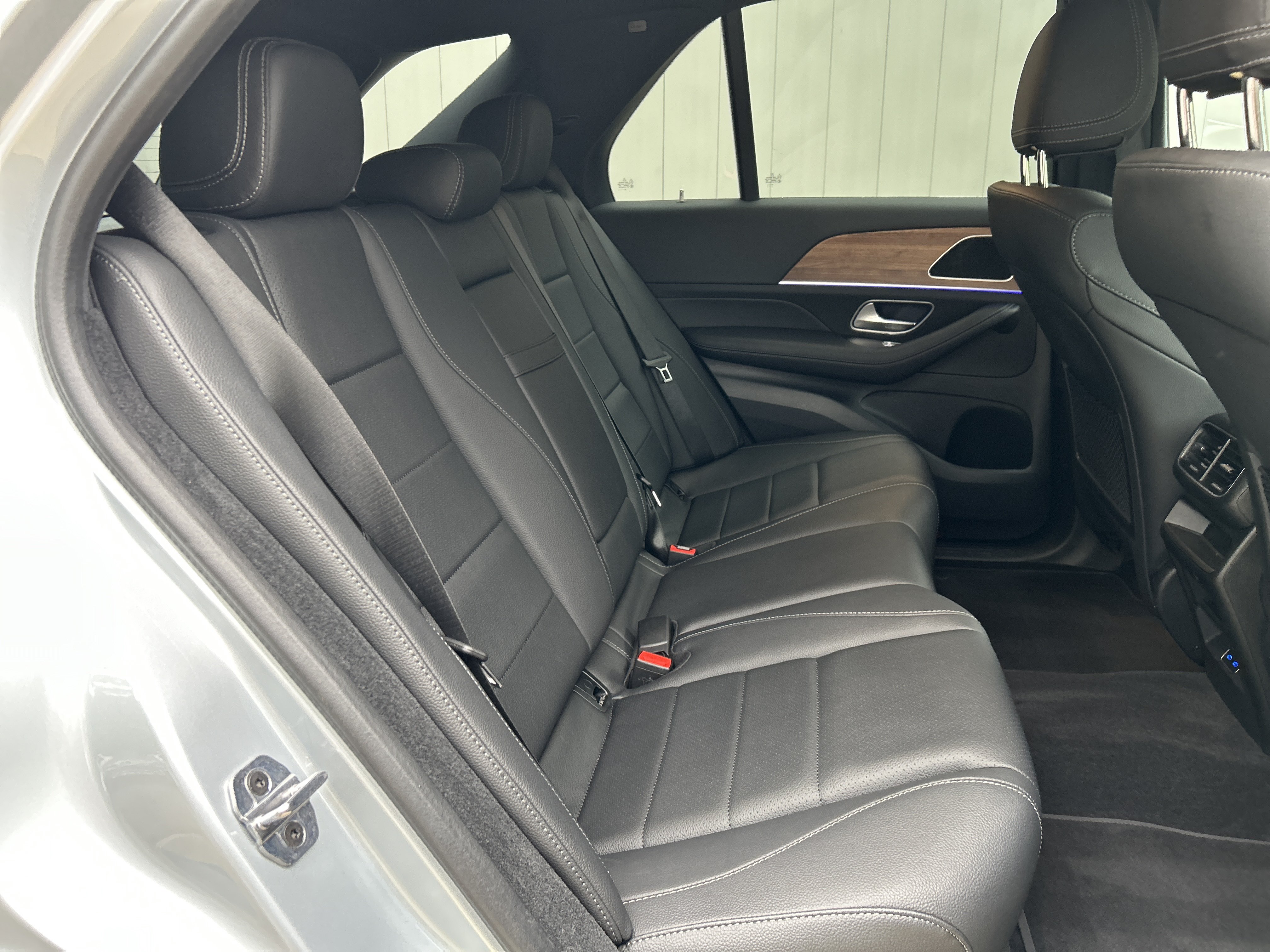 Certified 2025 Mercedes-Benz GLE 450 4MATIC image 42