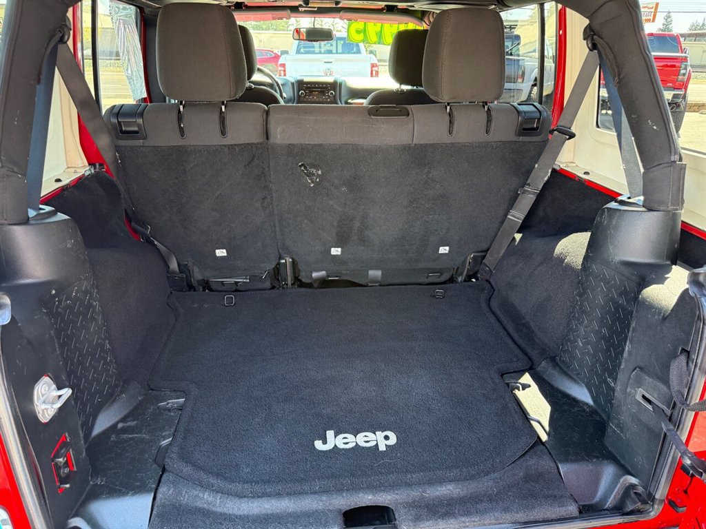 Used 2017 Jeep Wrangler Unlimited Sport w/ Quick Order Package 24S AWD/4WD image 13