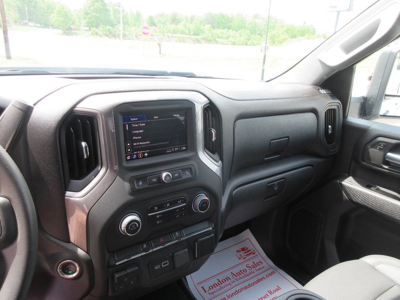 Used 2025 Chevrolet Silverado 2500 W/T w/ WT Convenience Package AWD/4WD image 11