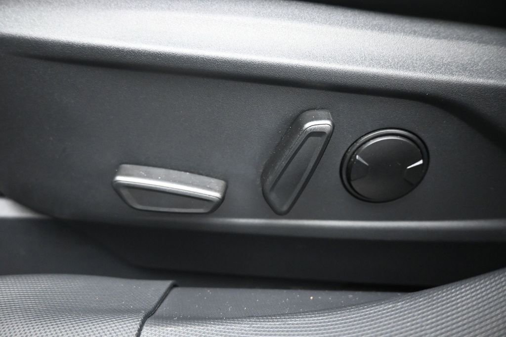Certified 2024 Ford Mustang Mach-E Select RWD image 11