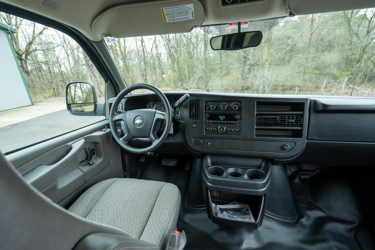 Used 2014 Chevrolet Express 3500 LS image 11