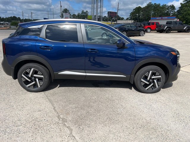 New 2025 Nissan Kicks SV w/ SV Premium Package image 6