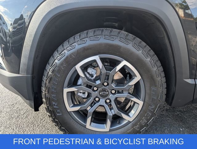 Used 2025 Chevrolet Equinox ACTIV w/ Safety and Technology Package image 6