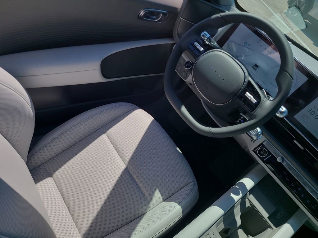 New 2025 Hyundai Ioniq 6 SEL image 9