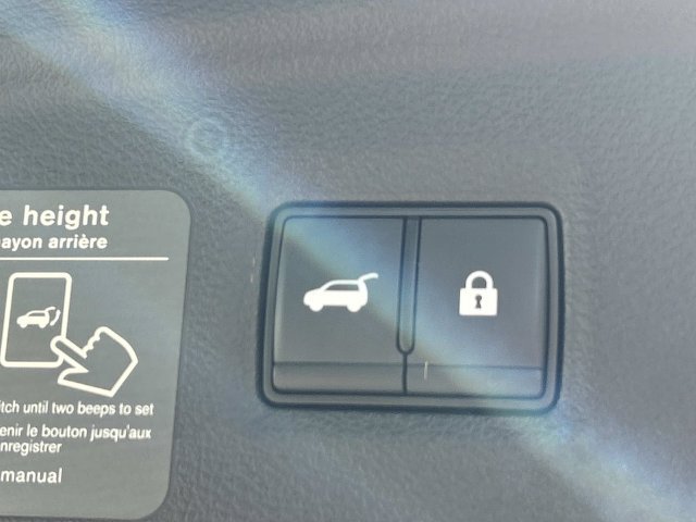 Used 2025 INFINITI QX50 Pure AWD/4WD image 14