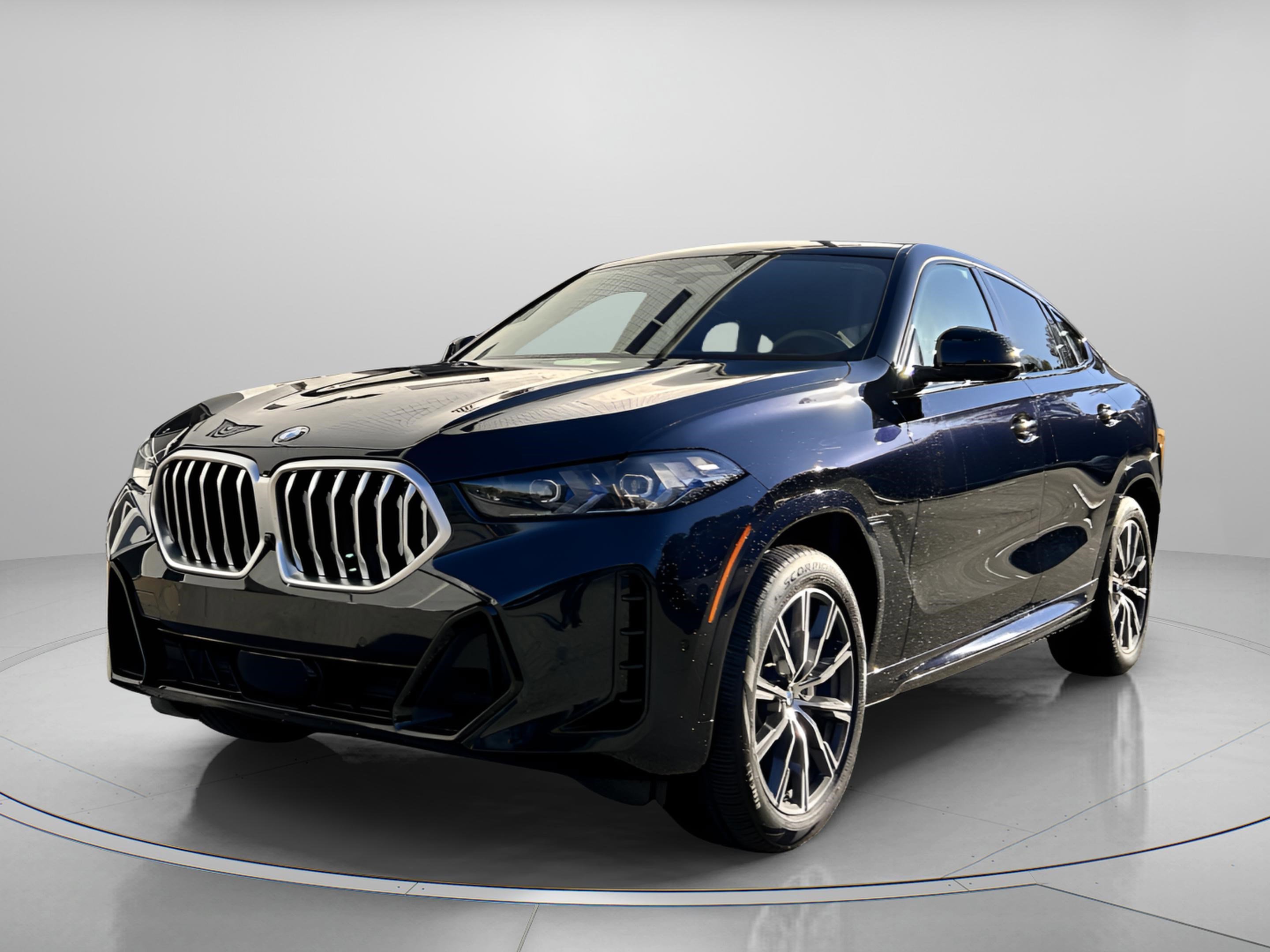 Used 2025 BMW X6 xDrive40i image 2