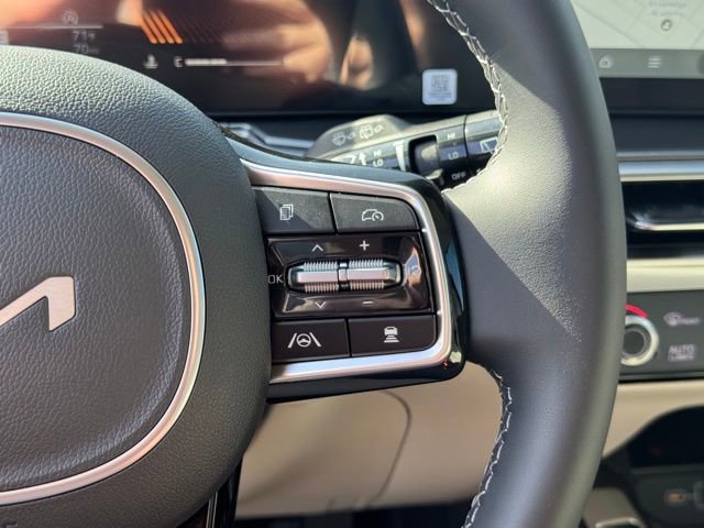 Used 2025 Kia Sorento S w/ Panoramic Sunroof Package image 57