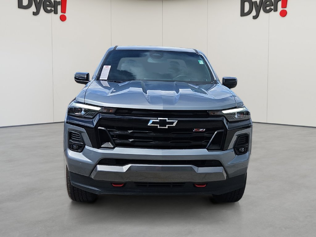 Used 2024 Chevrolet Colorado Z71 w/ Z71 Convenience Package 2 AWD/4WD image 8
