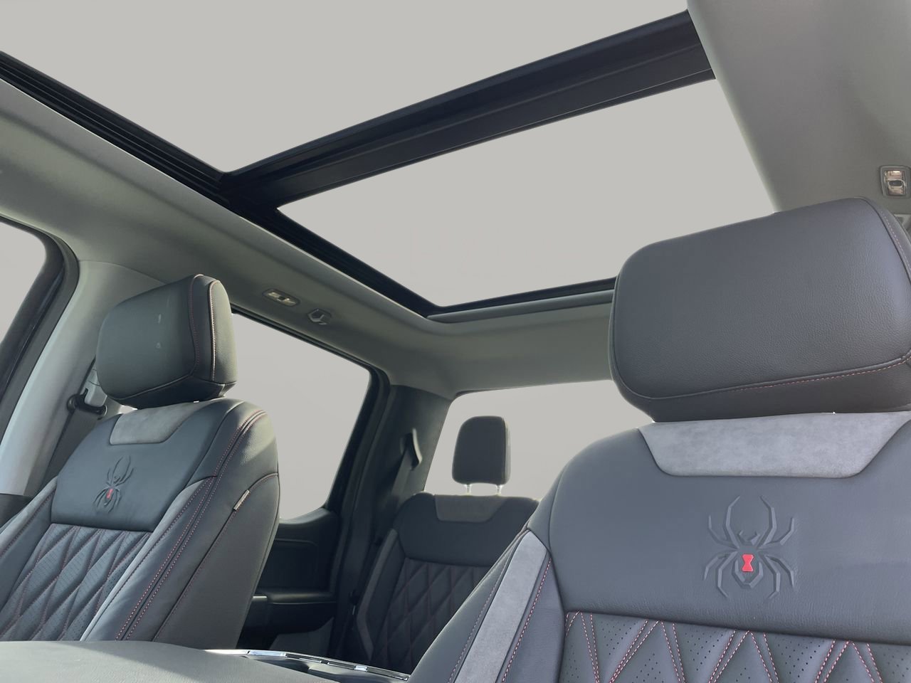 New 2026 Ford F250 XLT w/ XLT Premium Package image 21