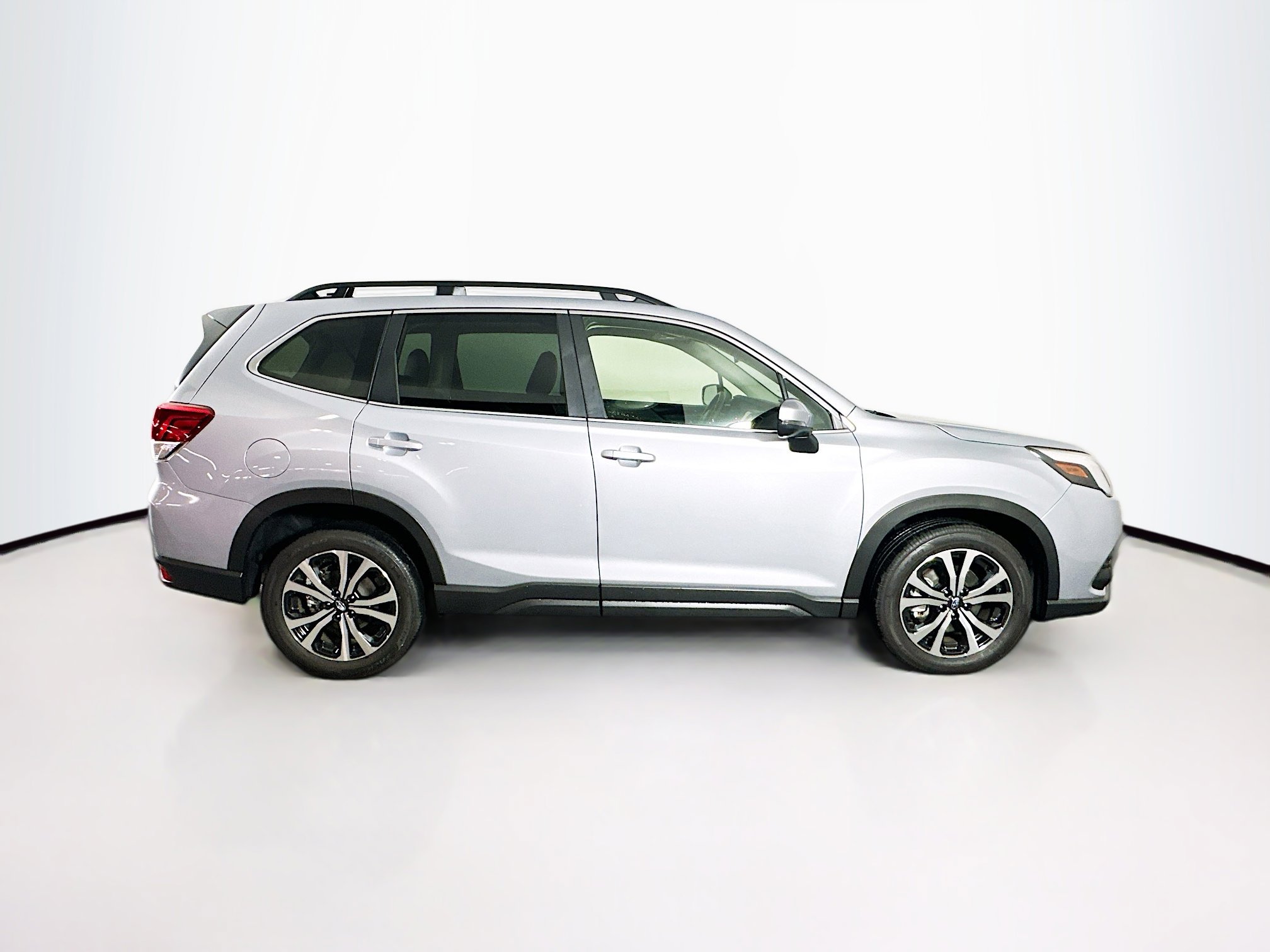 Used 2024 Subaru Forester Limited image 10