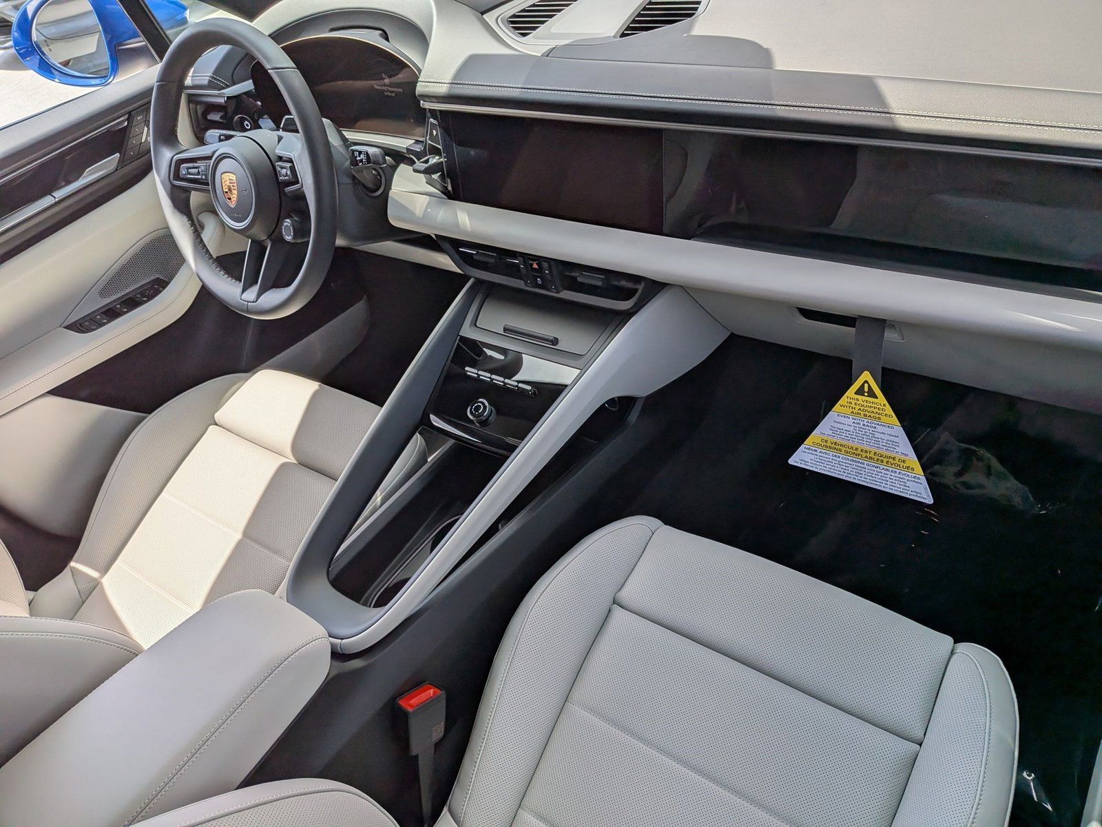 New 2026 Porsche Macan 4 Electric AWD/4WD image 27