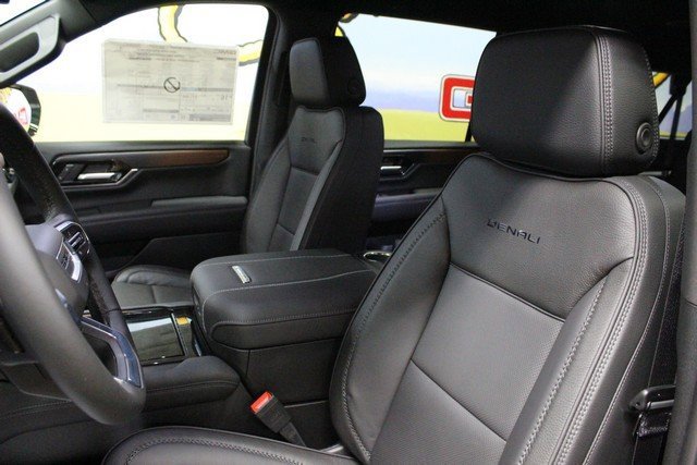 New 2026 GMC Yukon XL Denali image 20