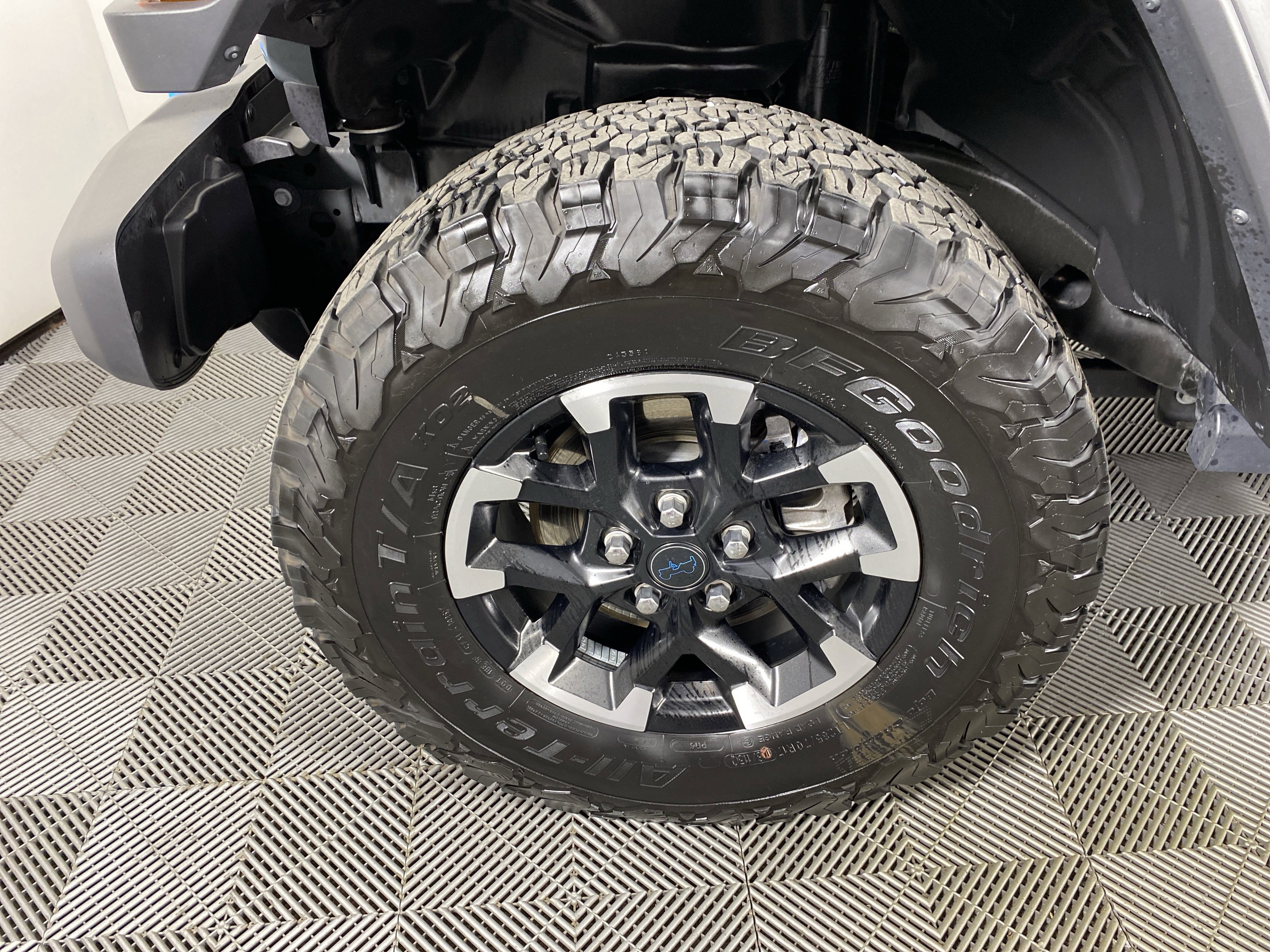 Used 2025 Jeep Wrangler Unlimited Rubicon 4xe AWD/4WD image 11