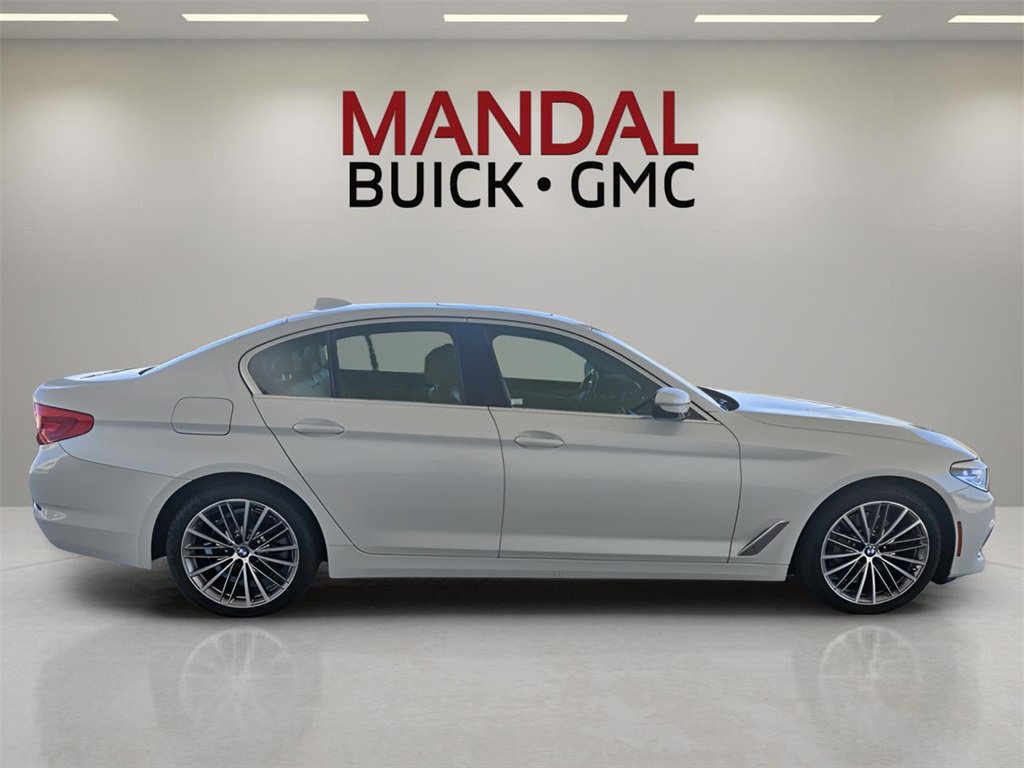 Used 2019 BMW 530i w/ Convenience Package image 5