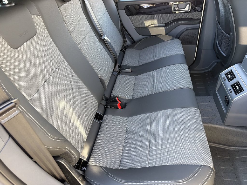 New 2026 INEOS Grenadier Station Wagon AWD/4WD image 19