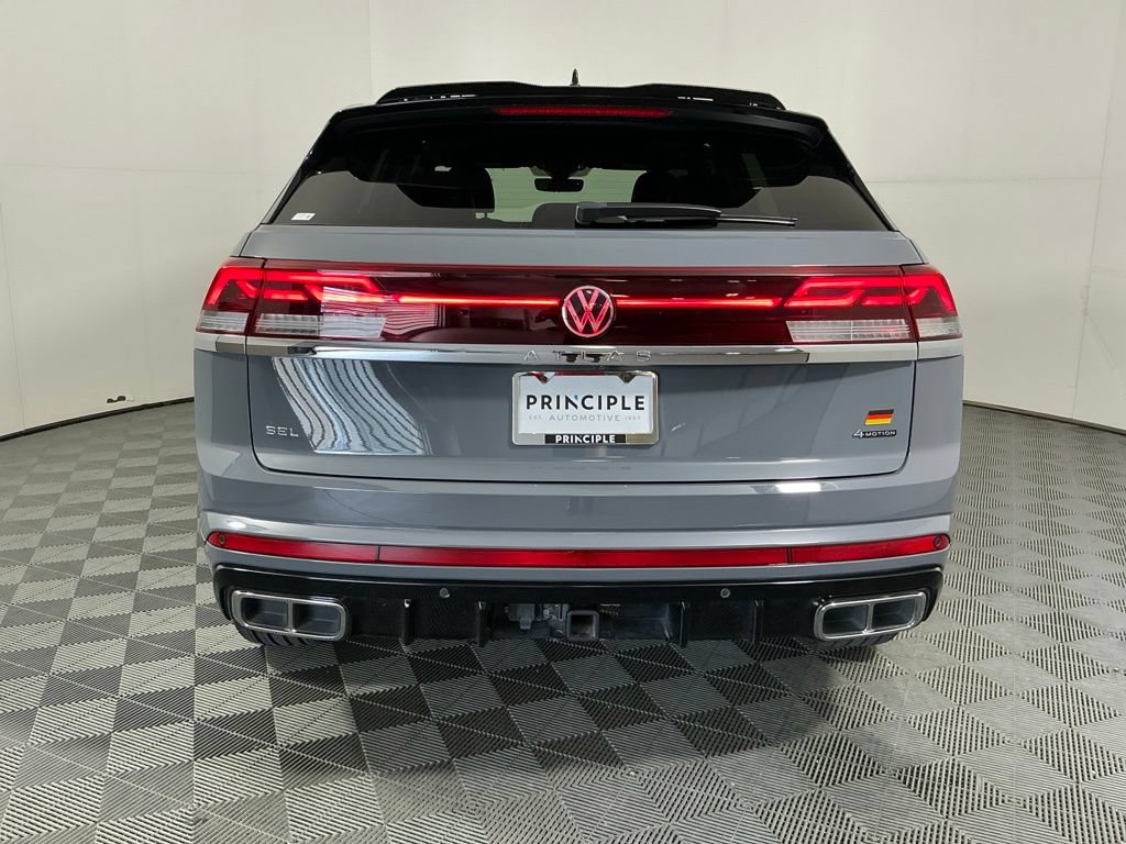 Used 2024 Volkswagen Atlas Cross Sport SEL Premium R-Line AWD/4WD image 6
