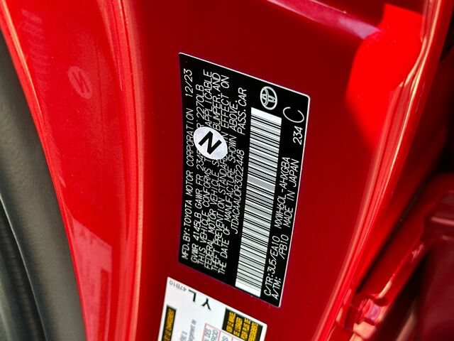 Used 2024 Toyota Prius XLE FWD image 34