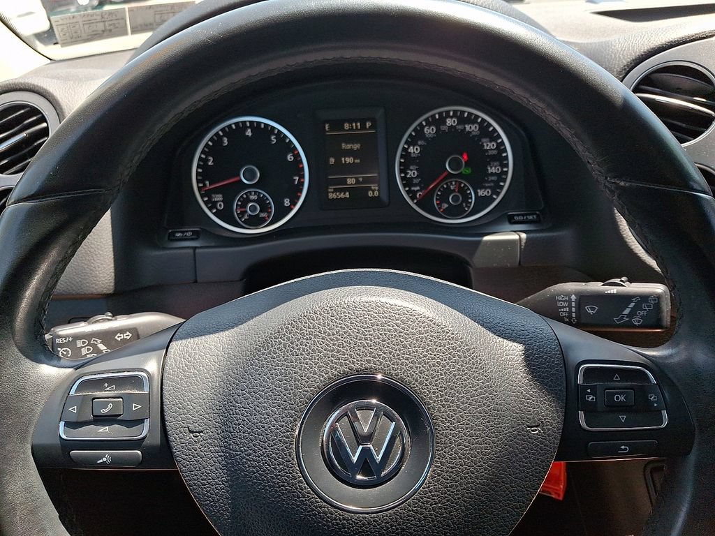 Used 2015 Volkswagen Tiguan SE AWD/4WD image 19