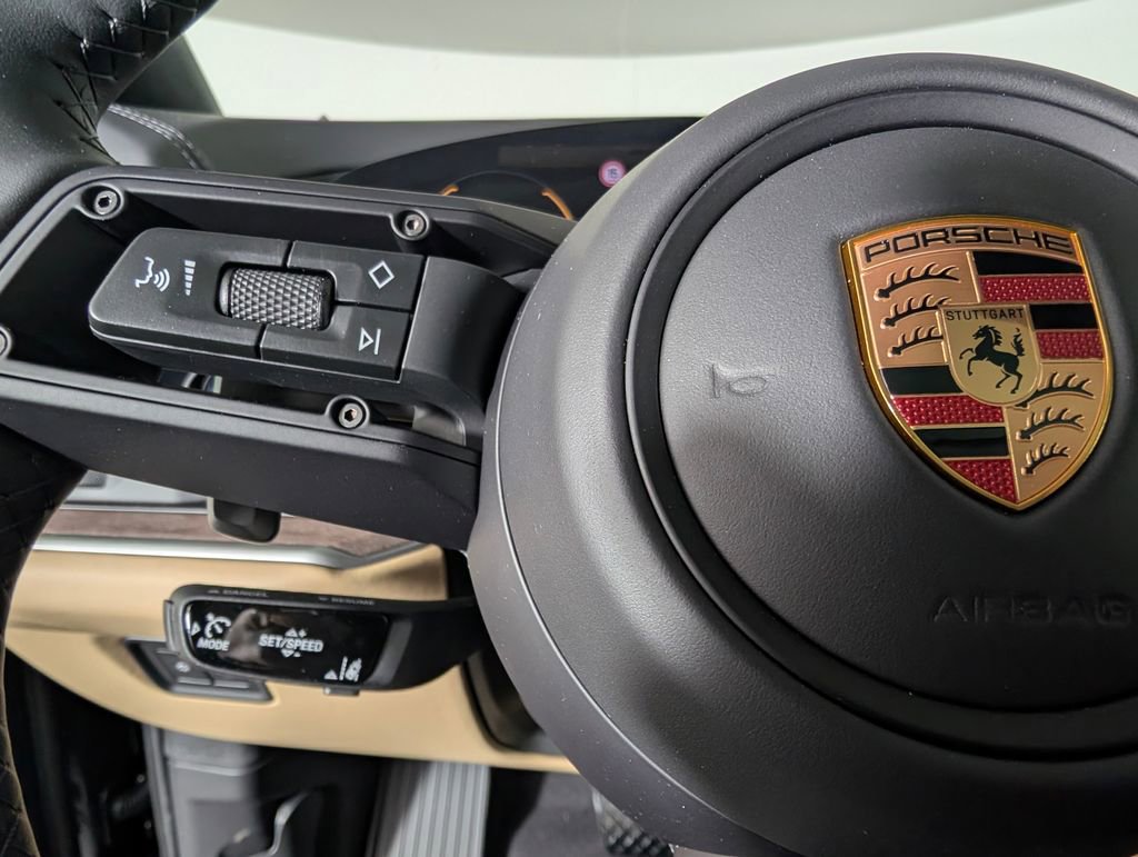 New 2026 Porsche Cayenne Coupe image 40