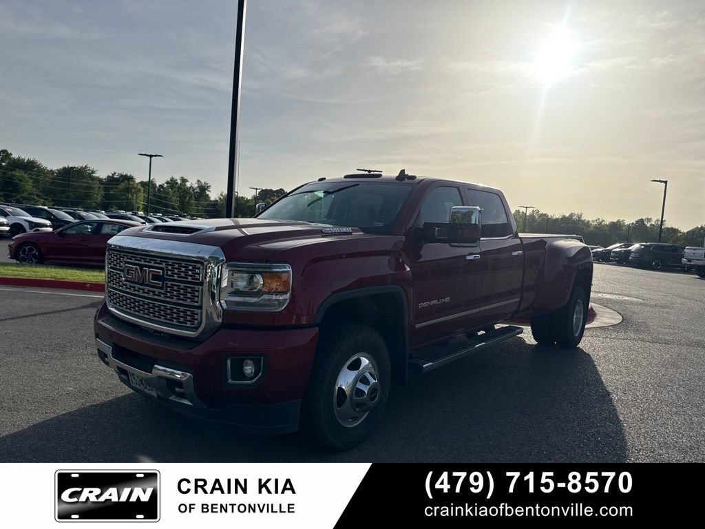 Used 2018 GMC Sierra 3500 Denali w/ Duramax Plus Package AWD/4WD image 17