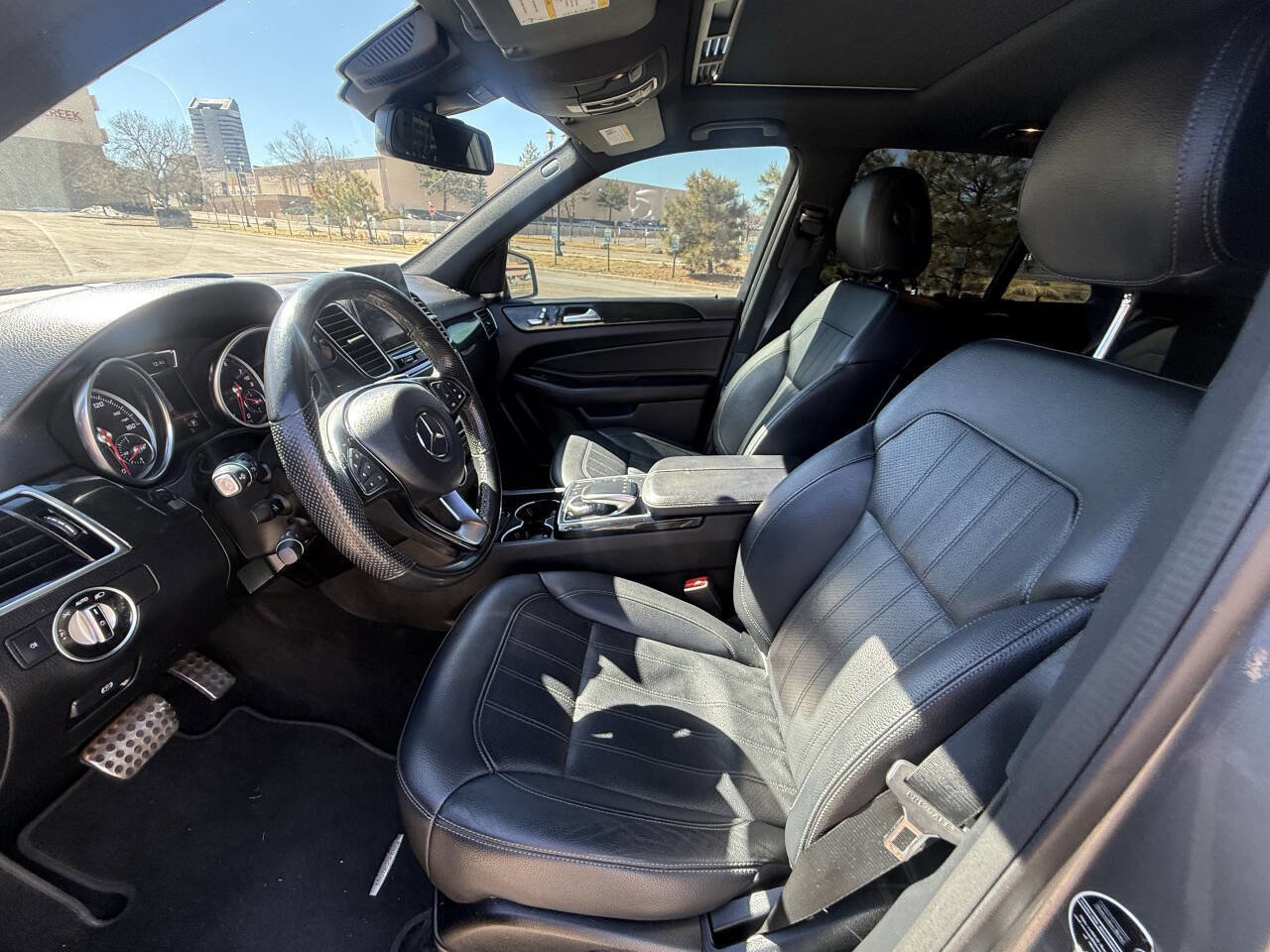 Used 2019 Mercedes-Benz GLE 400 GLE 400 4MATIC AWD 4dr SUV w/ Premium 1 Package image 11