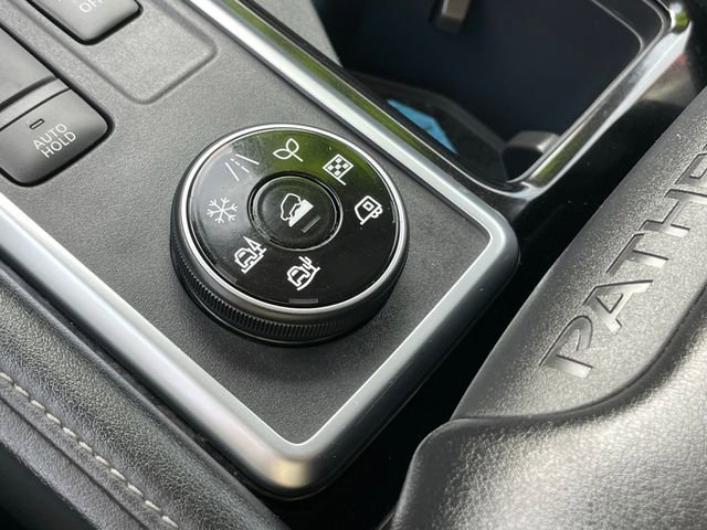 Certified 2023 Nissan Pathfinder SL AWD/4WD image 23