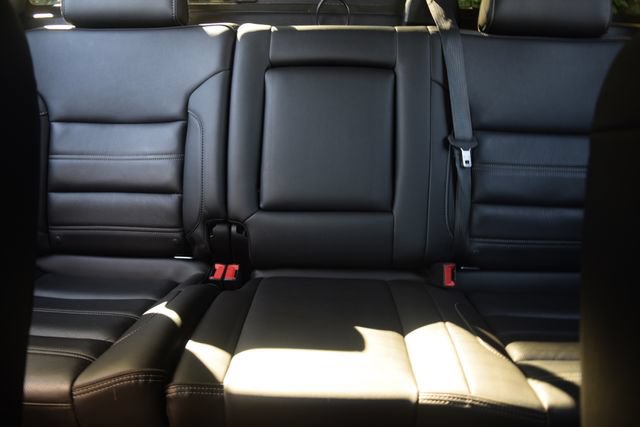 Used 2019 GMC Sierra 2500 Denali w/ Duramax Plus Package AWD/4WD image 15