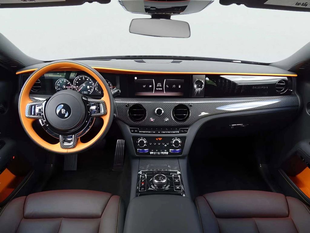 Used 2024 Rolls-Royce Ghost Black Badge w/ Black Badge Ghost Package image 4