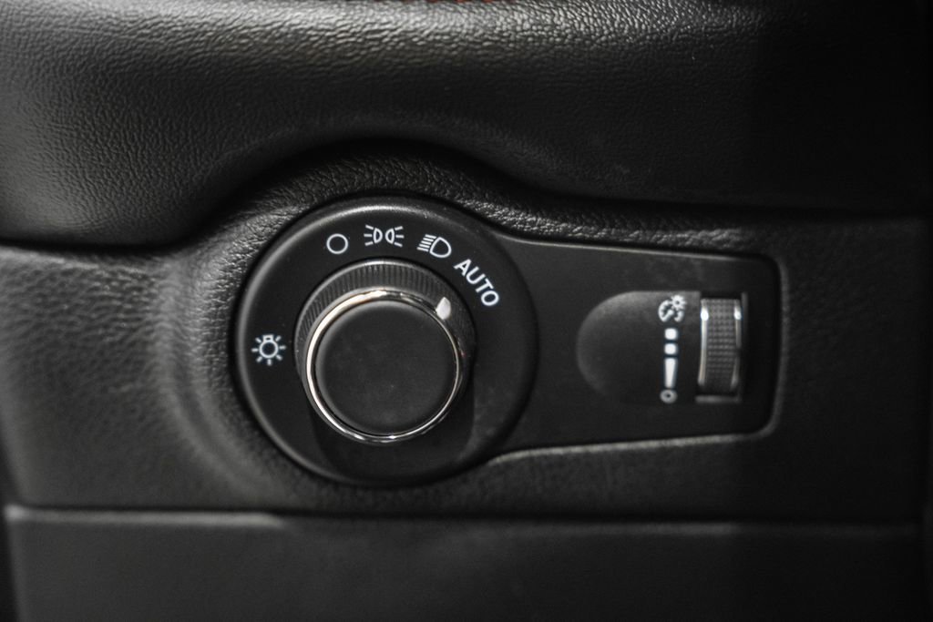 Certified 2025 Dodge Durango GT AWD/4WD image 49