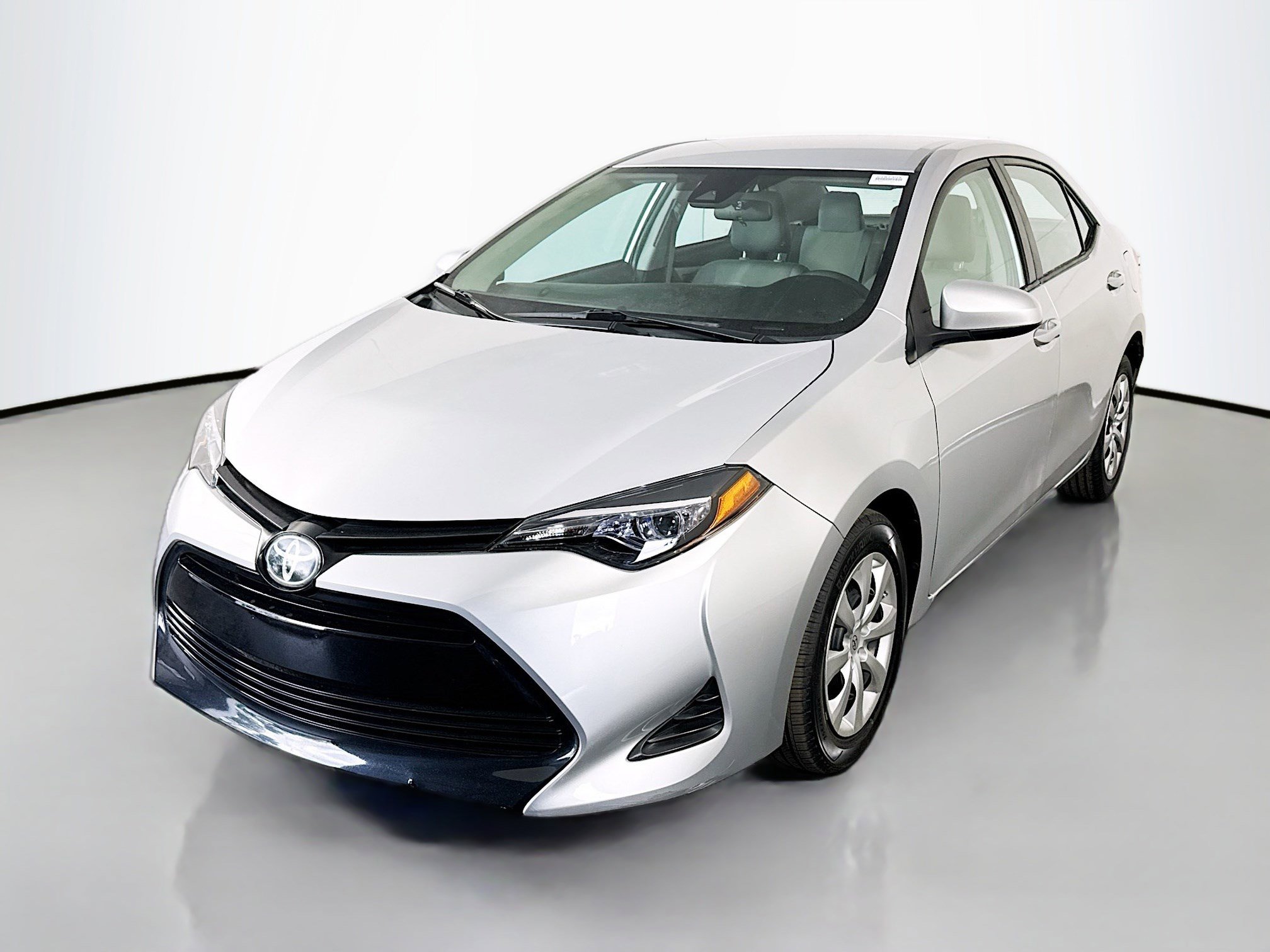Used 2019 Toyota Corolla LE FWD image 4
