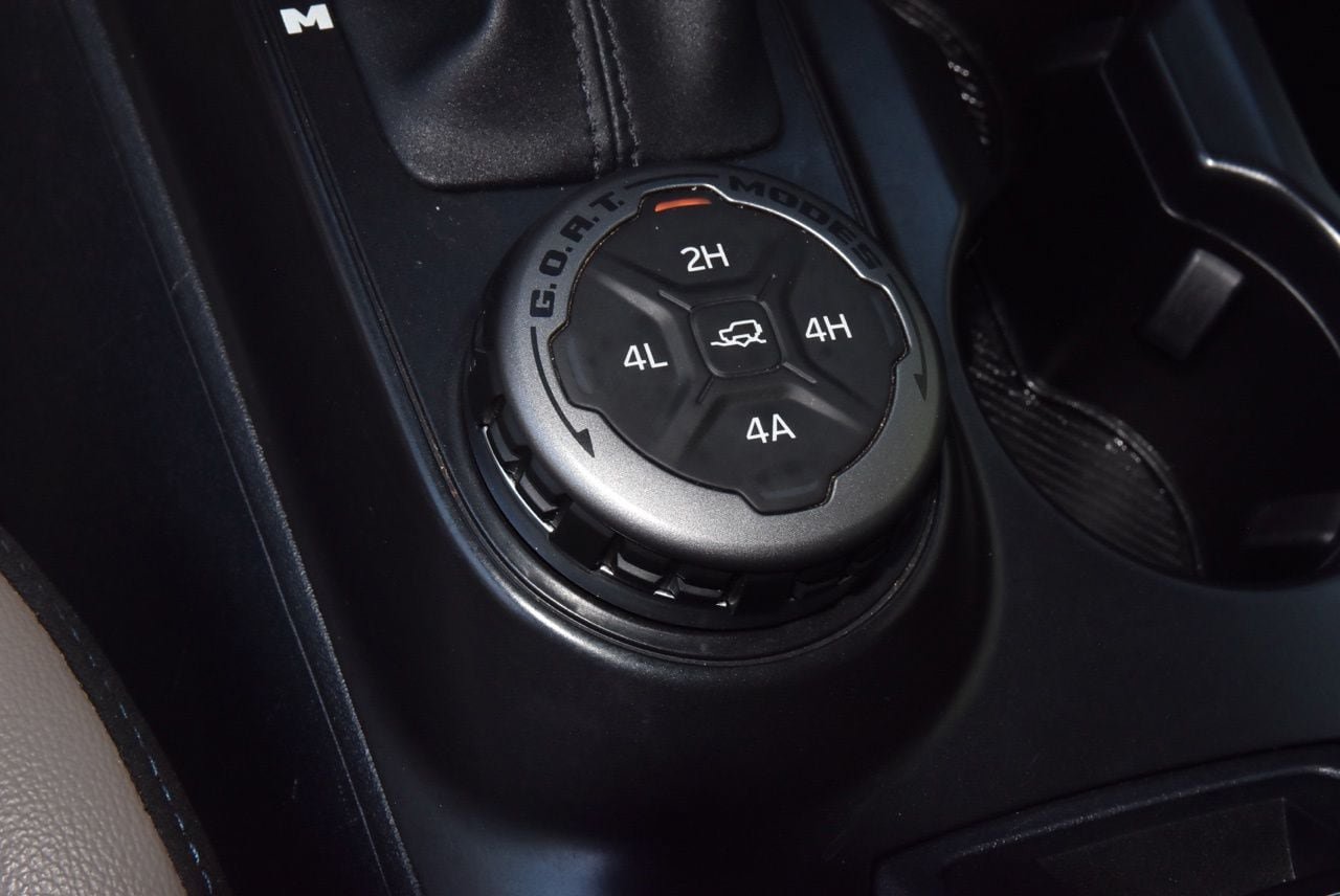 Used 2024 Ford Bronco Wildtrak AWD/4WD image 34
