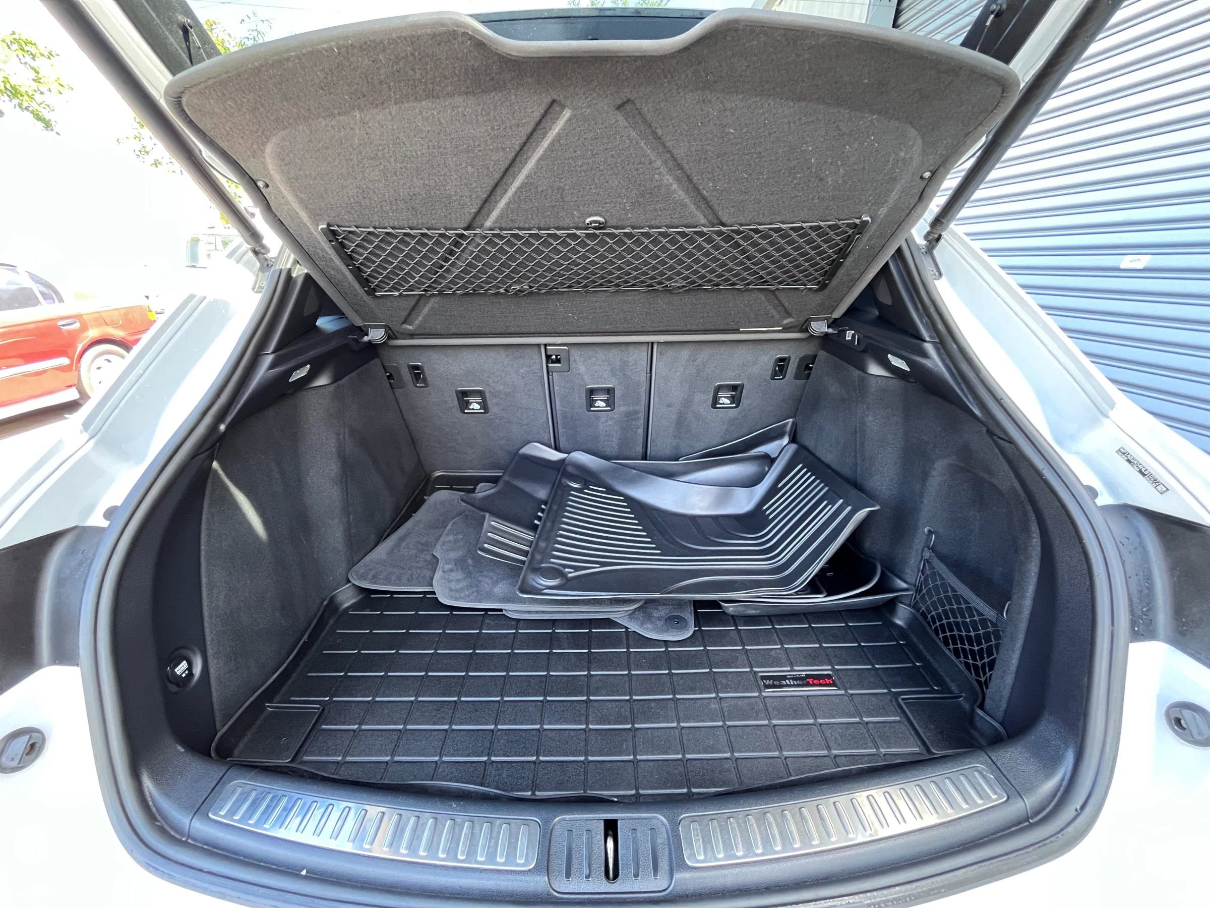 Used 2017 Porsche Macan S image 25