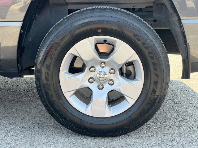 Used 2023 RAM 1500 Big Horn RWD image 11