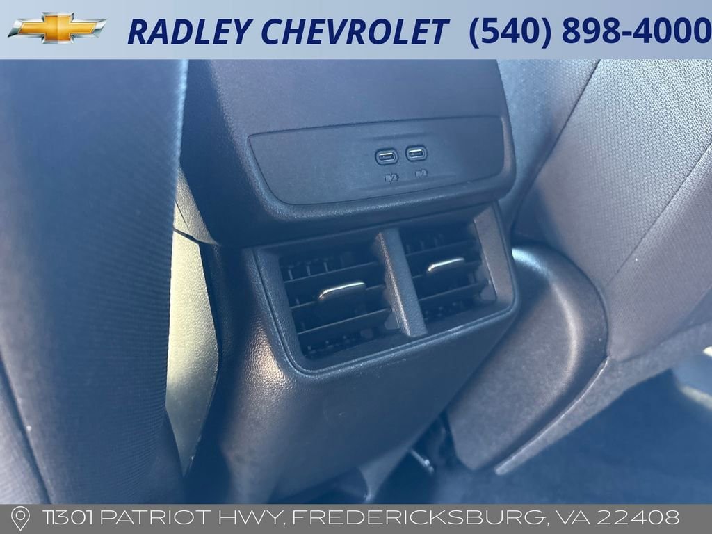 Used 2025 GMC Terrain Elevation AWD/4WD image 13