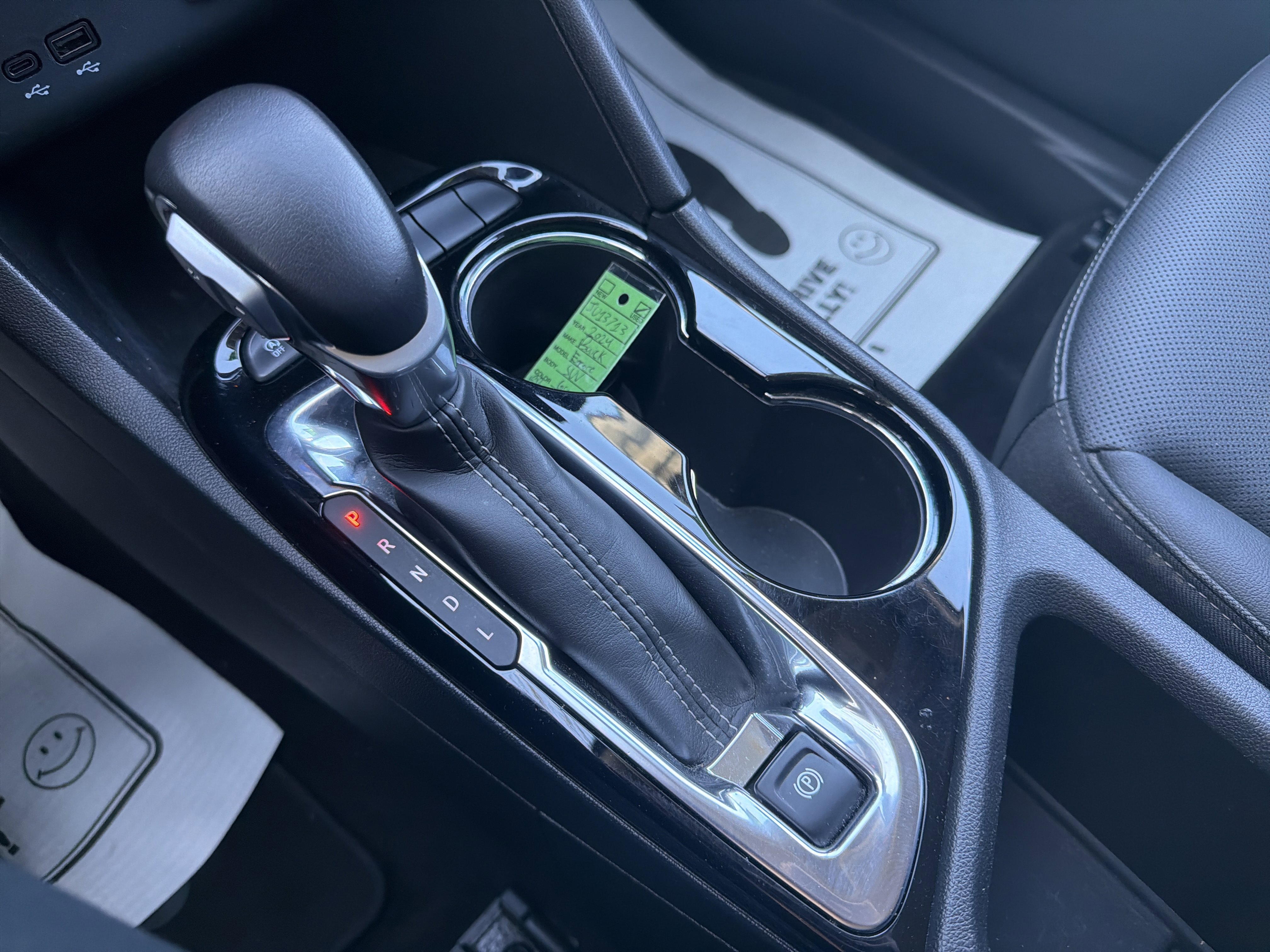 Used 2024 Buick Encore GX Sport Touring image 23