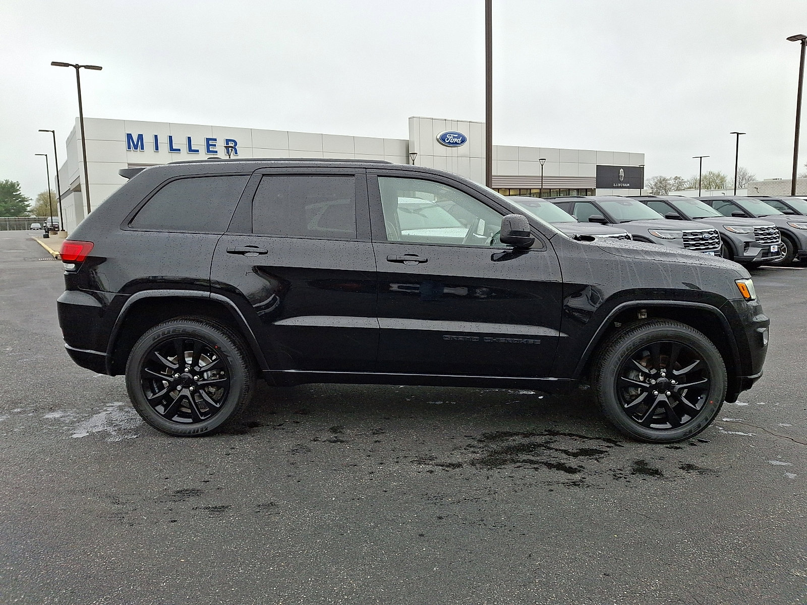 Used 2020 Jeep Grand Cherokee Altitude image 7