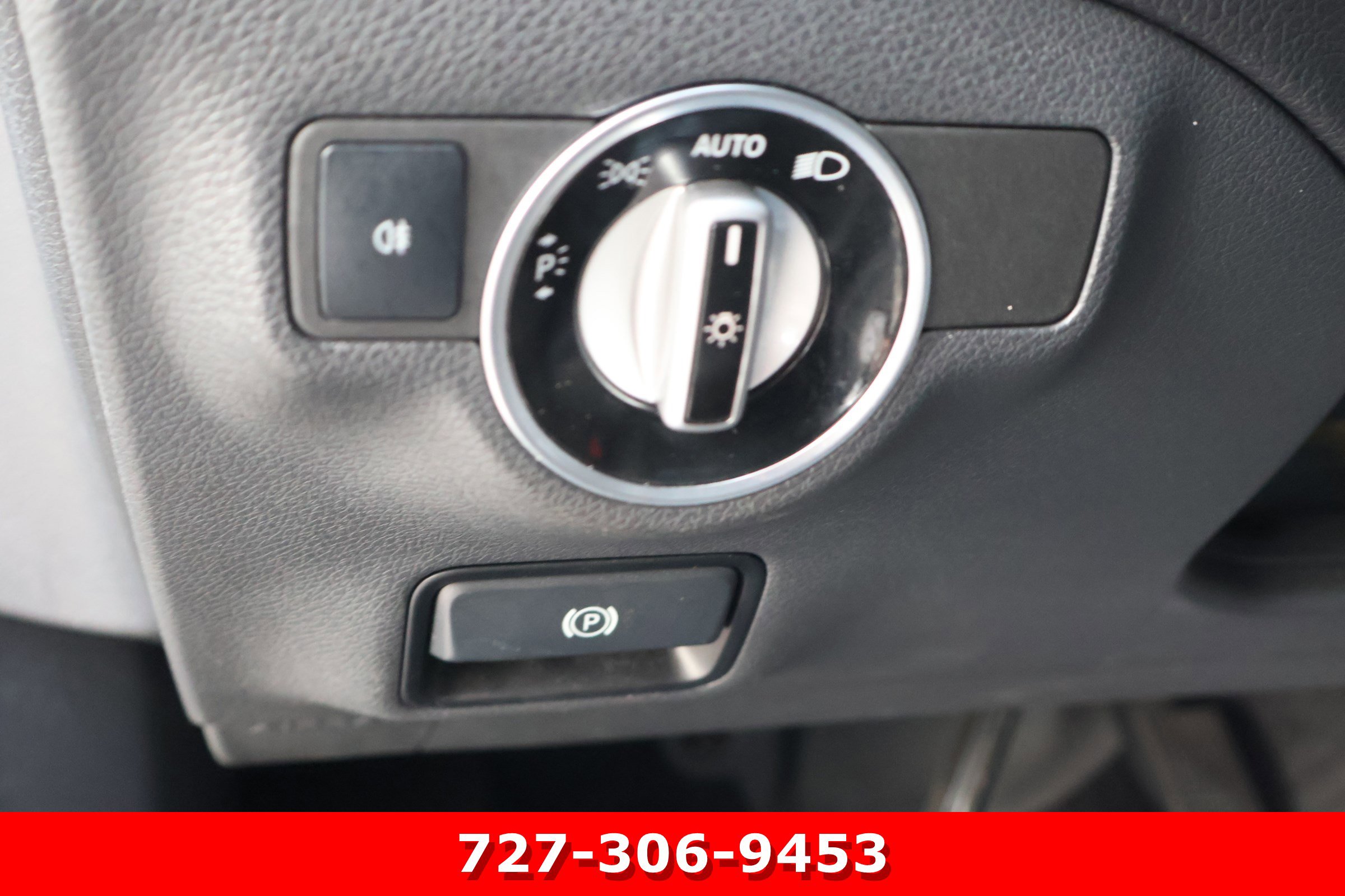 Used 2014 Mercedes-Benz CLA 250 image 22