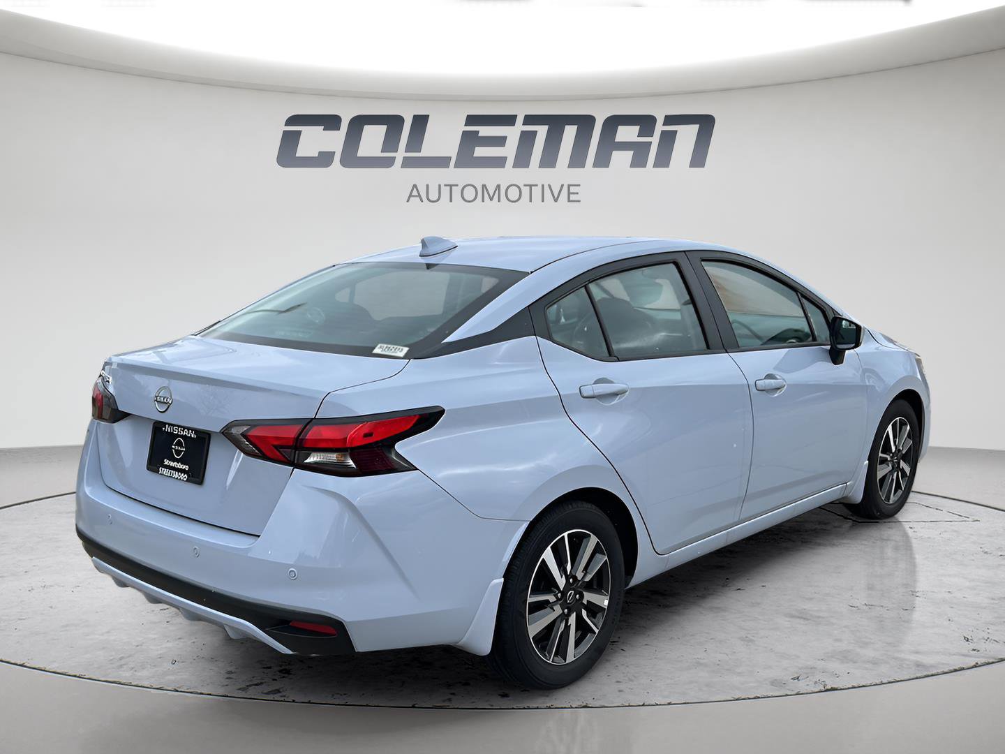 New 2025 Nissan Versa SV w/ Trunk Package FWD image 5