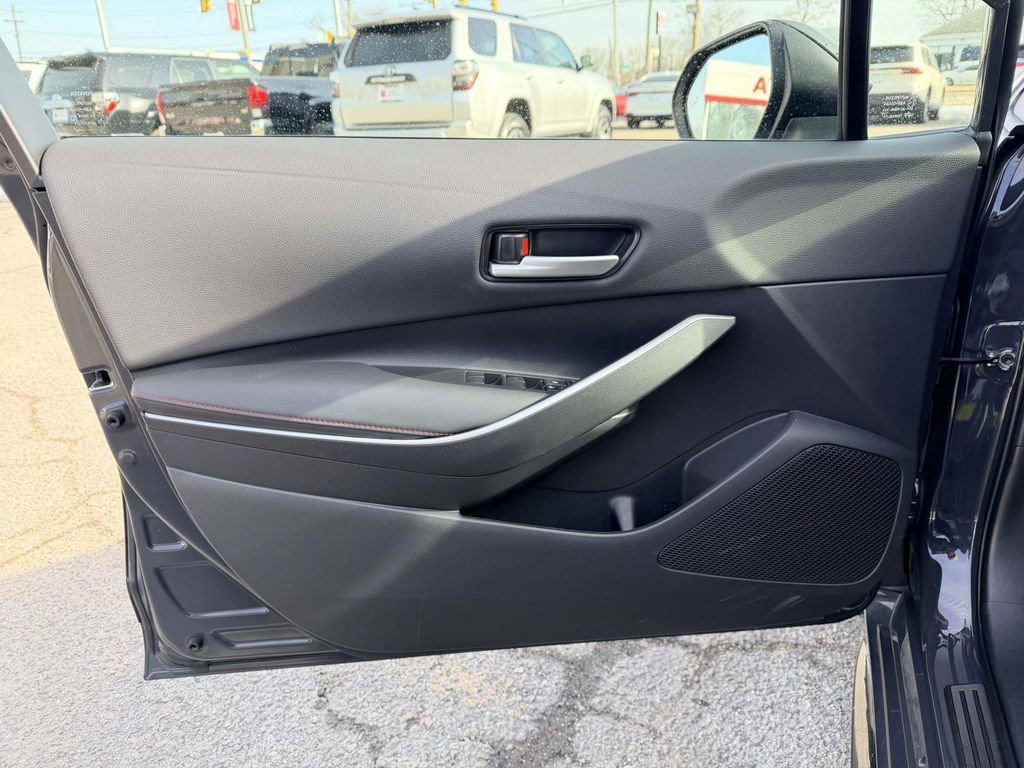 Certified 2024 Toyota Corolla SE w/ Convenience Package image 17