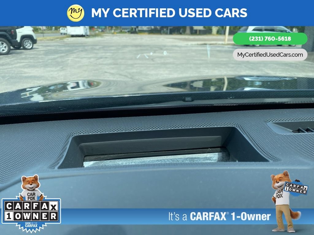 Used 2022 Toyota Avalon Limited FWD image 26